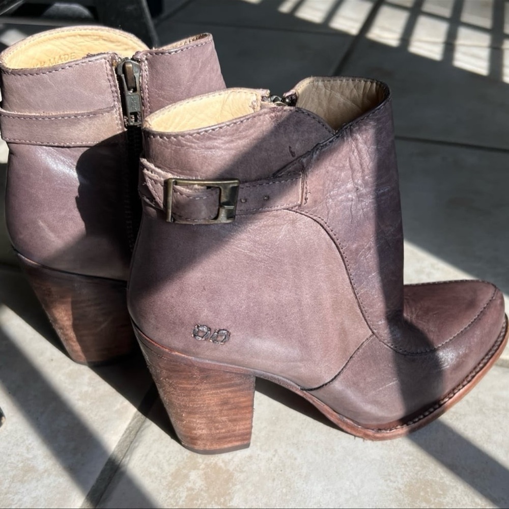 NWOT- BED|STU Taupe Leather Ankle Booties